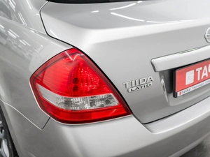 Седан Nissan Tiida 2006 года, 540000 рублей, Красноярск