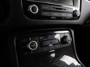 Внедорожник Volkswagen Touareg 2015 года, 2599000 рублей, Воронеж