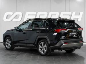 Внедорожник Toyota RAV4 2021 года, 3199000 рублей, Сургут