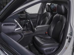 Седан Toyota Camry 2018 года, 2430000 рублей, Ростов-на-Дону