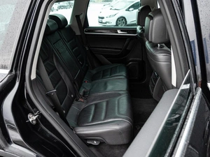 Внедорожник Volkswagen Touareg 2014 года, 2410000 рублей, Краснодар