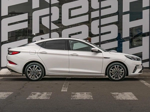 Лифтбек JAC J7 2023 года, 1219000 рублей, Краснодар