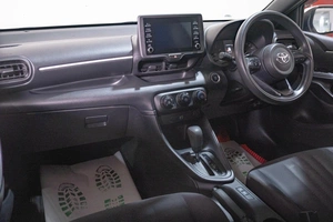 Хетчбэк Toyota Yaris 2021 года, 1319000 рублей, Томск