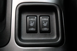 Внедорожник Nissan Juke 2011 года, 999000 рублей, Омск