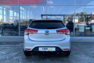 Хетчбэк Kia Rio 2016 года, 1050000 рублей, Солонцы