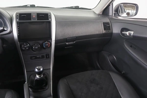 Седан Toyota Corolla 2010 года, 849000 рублей, Пермь