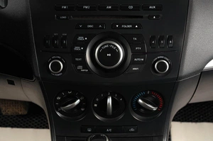 Хетчбэк Mazda 3 2013 года, 1199000 рублей, Тюмень