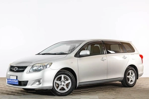 Универсал Toyota Corolla Fielder 2011 года, 1089000 рублей, Тюмень