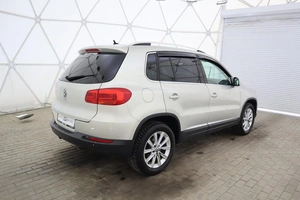Внедорожник Volkswagen Tiguan 2012 года, 1499000 рублей, Обнинск