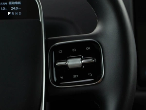 Внедорожник Li Auto L9 2023 года, 5995055 рублей, Москва