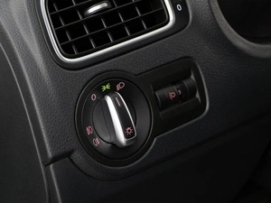 Седан Volkswagen Polo 2017 года, 1199077 рублей, Москва