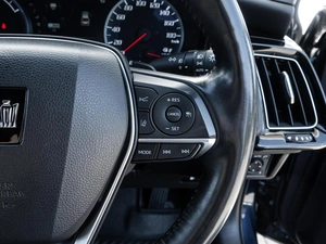 Седан Toyota Crown 2019 года, 3190000 рублей, Ставрополь