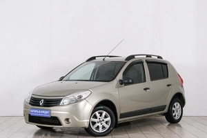 Хетчбэк Renault Sandero 2012 года, 689000 рублей, Красноярск