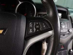 Седан Chevrolet Cruze 2012 года, 899000 рублей, Воронеж