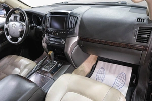 Внедорожник Toyota Land Cruiser 2010 года, 3329000 рублей, Новокузнецк
