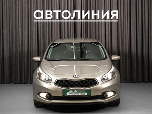 Хетчбэк Kia Ceed 2012 года, 1049000 рублей, Красноярск
