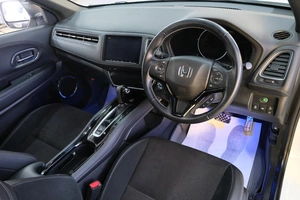 Внедорожник Honda Vezel 2019 года, 2599000 рублей, Омск