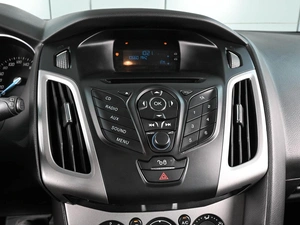 Хетчбэк Ford Focus 2012 года, 865000 рублей, Ростов-на-Дону