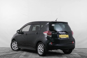 Хетчбэк Toyota Ractis 2014 года, 1299000 рублей, Кемерово