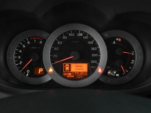 Внедорожник Toyota RAV4 2011 года, 1499000 рублей, Аксай