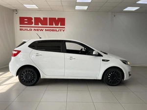 Хэтчбек Kia Rio 2014 года, 825000 рублей, Смоленск