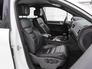 Внедорожник Volkswagen Touareg 2015 года, 2290000 рублей, Волгоград