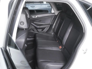 Седан Volkswagen Jetta 2019 года, 1819000 рублей, Ростов-на-Дону