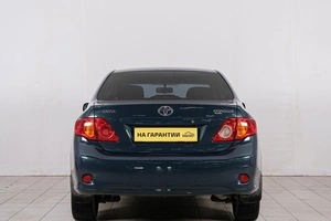 Седан Toyota Corolla 2008 года, 879000 рублей, Красноярск