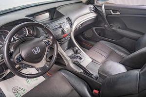 Седан Honda Accord 2008 года, 889000 рублей, Томск