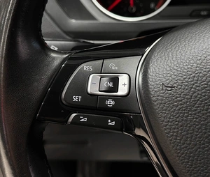 Внедорожник Volkswagen Tiguan 2020 года, 2497000 рублей, Красноярск