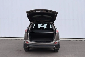 Внедорожник Toyota RAV4 2017 года, 2220000 рублей, Брянск