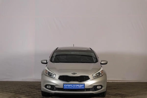 Хетчбэк Kia Ceed 2014 года, 899000 рублей, Тюмень