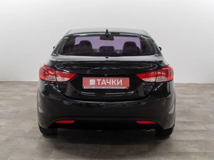 Седан Hyundai Avante 2011 года, 1025000 рублей, Красноярск