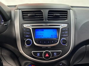 Седан Hyundai Solaris 2014 года, 1000000 рублей, Брянск