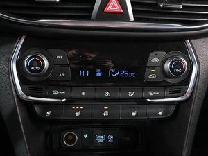 Внедорожник Hyundai Santa Fe 2019 года, 2990000 рублей, Ростов-на-Дону