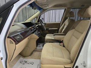 Минивэн Honda Elysion 2005 года, 1080000 рублей, Красноярск
