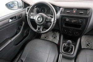 Седан Volkswagen Jetta 2013 года, 979000 рублей, Красноярск