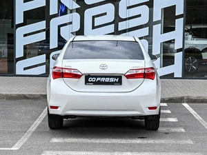 Седан Toyota Corolla 2014 года, 969800 рублей, Волгоград