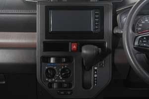 Хетчбэк Toyota Tank 2018 года, 999000 рублей, Кемерово