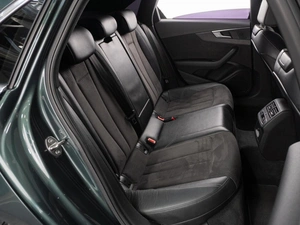 Седан Audi A4 2018 года, 2520000 рублей, Тюмень