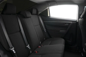 Седан Toyota Corolla 2013 года, 1320000 рублей, Омск