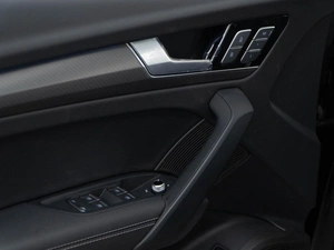 Внедорожник Audi Q5 2025 года, 5819999 рублей, Москва