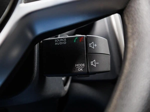 Седан Renault Logan Stepway 2022 года, 1280000 рублей, Большой Сочи