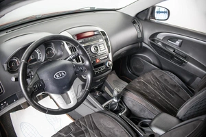Хетчбэк Kia Ceed 2011 года, 639000 рублей, Пермь