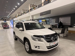 Внедорожник Volkswagen Tiguan 2011 года, 1135000 рублей, Орёл
