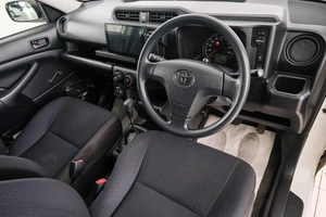 Универсал Toyota Probox 2016 года, 1069000 рублей, Красноярск