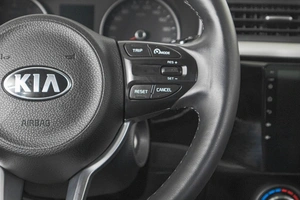 Седан Kia Rio 2019 года, 1359000 рублей, Кемерово