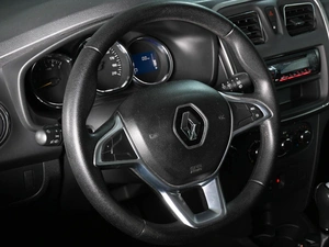 Хетчбэк Renault Sandero 2018 года, 939000 рублей, Аксай