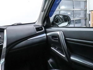 Внедорожник Mitsubishi Montero Sport 2022 года, 4200000 рублей, Красноярск