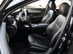 Седан Mercedes-benz E-класс 2018 года, 2800000 рублей, Краснодар